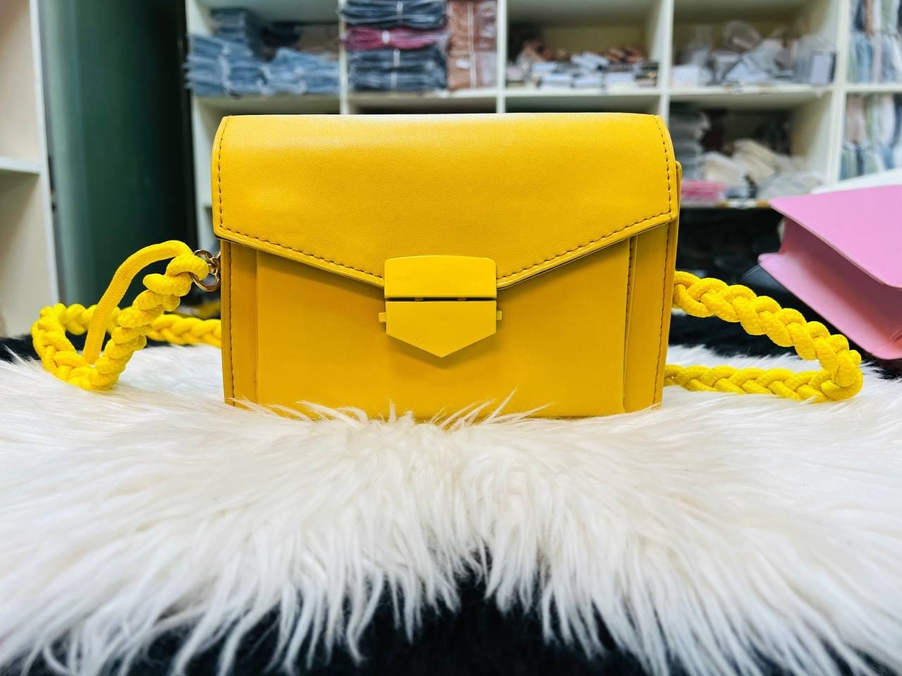 Exclusive Fashionable Ladies Bag yellow collor